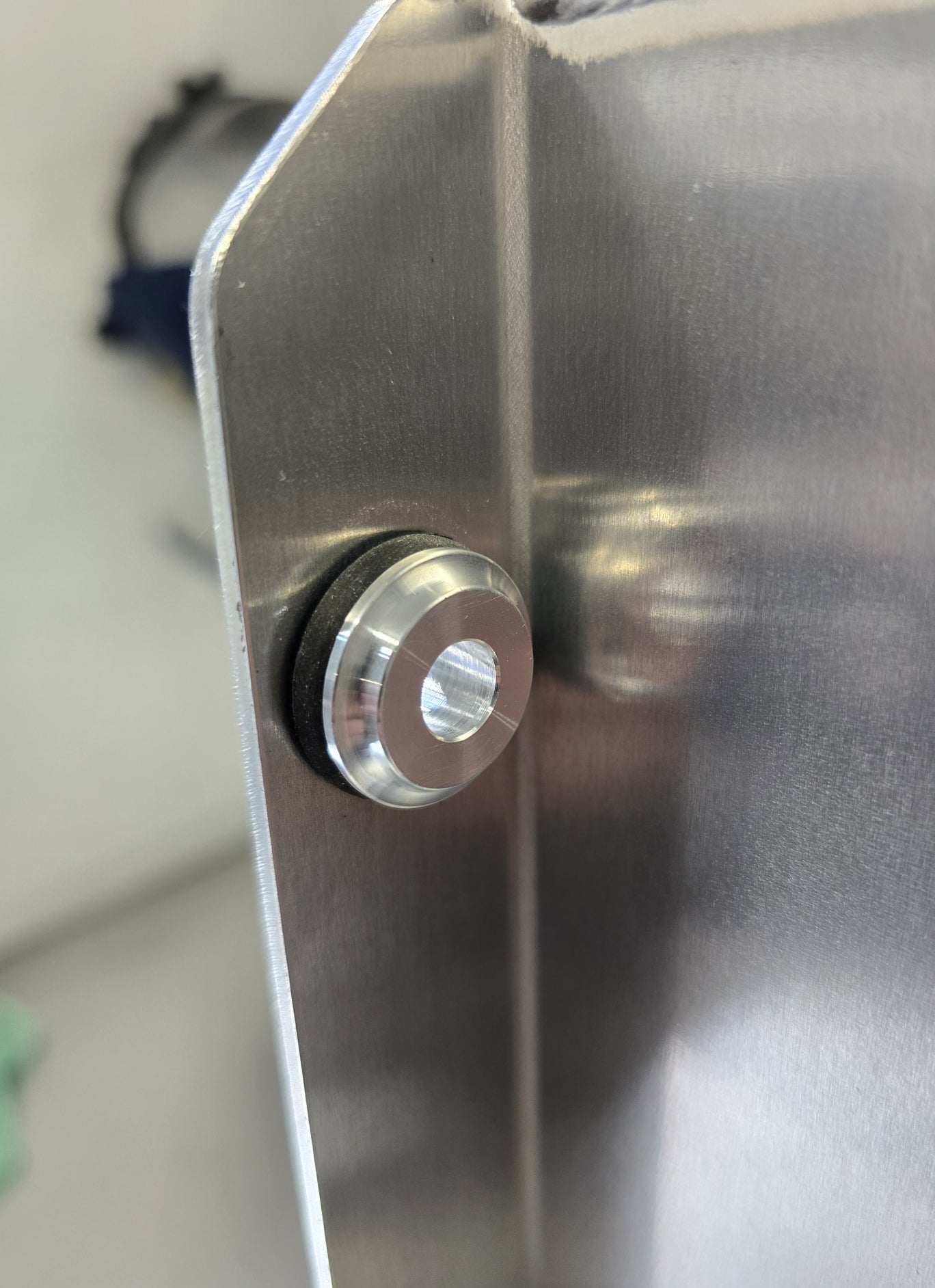 M6 / M8 Isolation Mount Kit